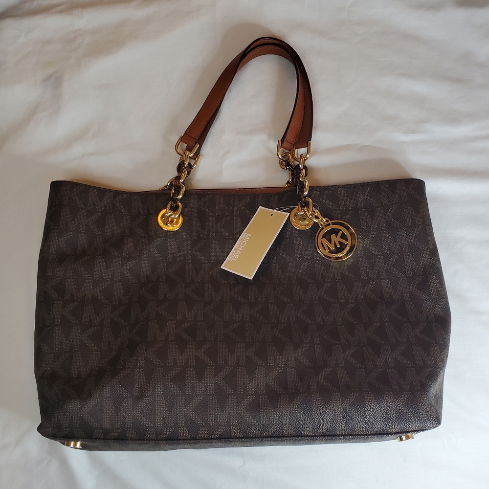 NEW MICHAEL KORS Cynthia Large Tote Brown